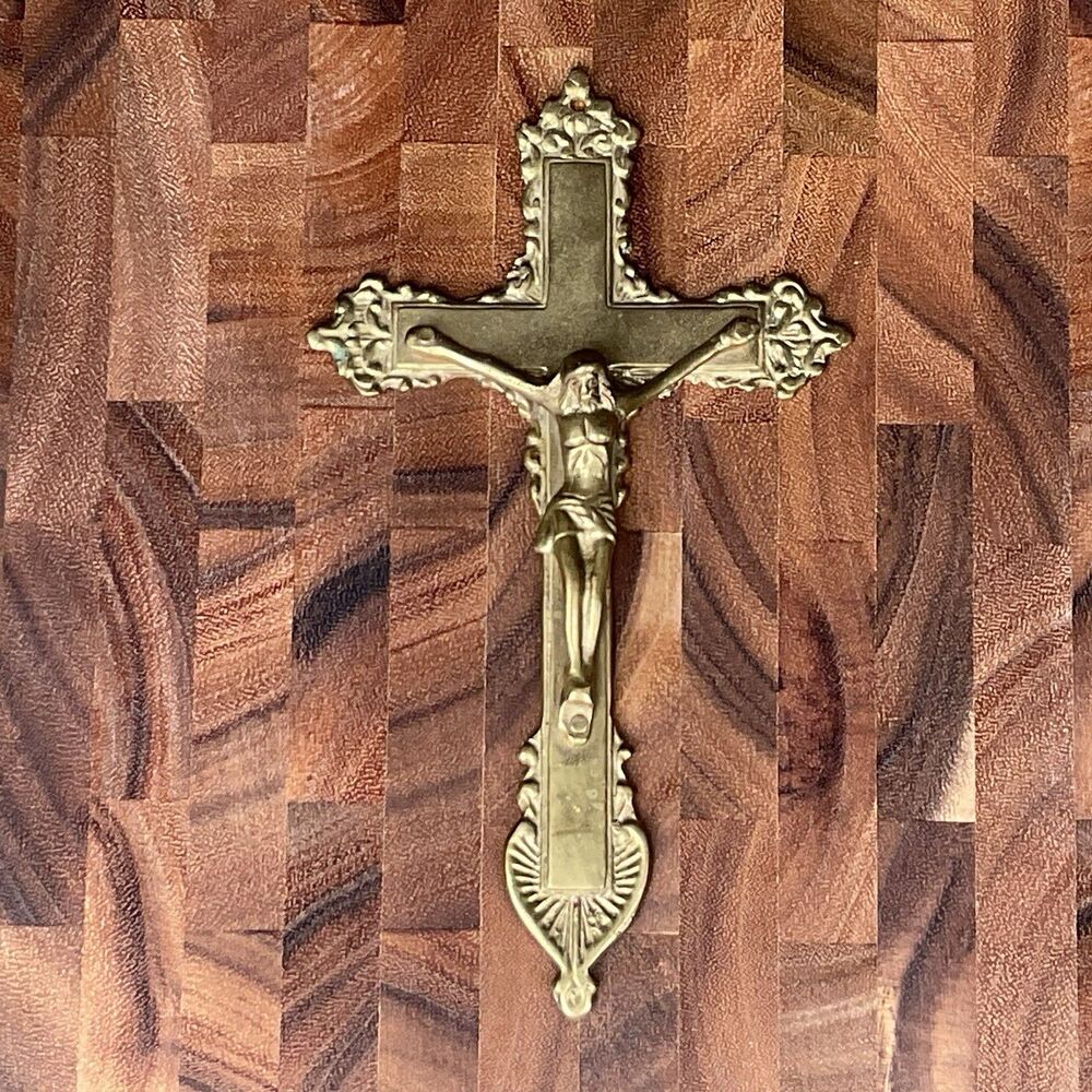 Vintage Brass Metal Crucifix Cross Jesus Christ Figure Religious Wall Hanging 9”